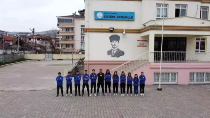 Taşova Atatürk Ortaokulu 11 Yıldır Şampiyon