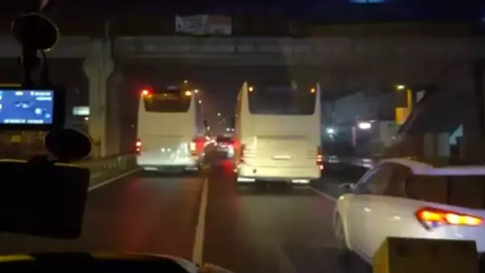 Düzce'de Sürücülerden Ambulansa Duyarlılık